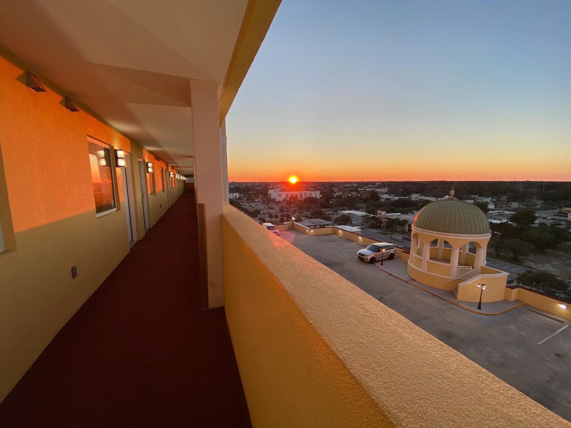 Camelot By The Sea Ocean Front Condo Myrtle Beach Extérieur photo